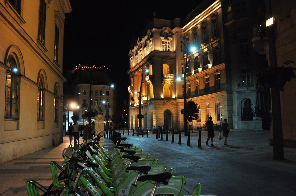 Pesto Hostel Budapest Exterior foto